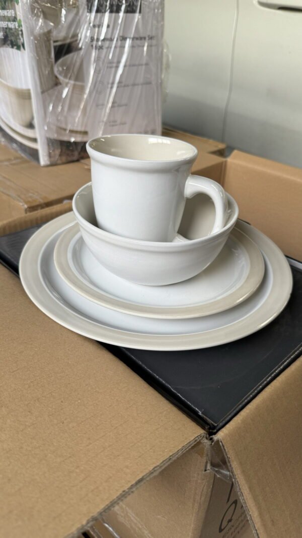 IMG_5807 Juego de vajilla lirio 16 Piezas