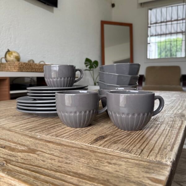 IMG_7411 Juego de vajilla Moira gris 16 piezas