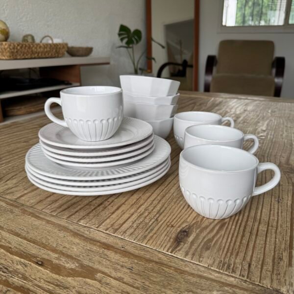 IMG_7417 Juego de vajilla Moira blanco 16 piezas
