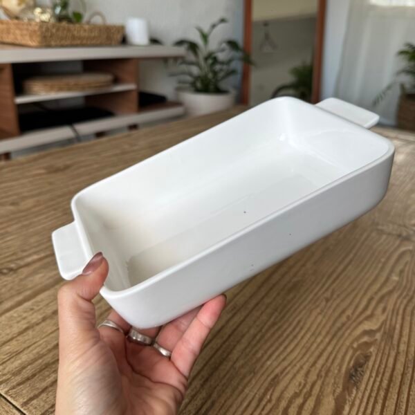 Asadera de cerámica blanca individual