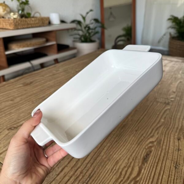 Asadera de cerámica blanca individual