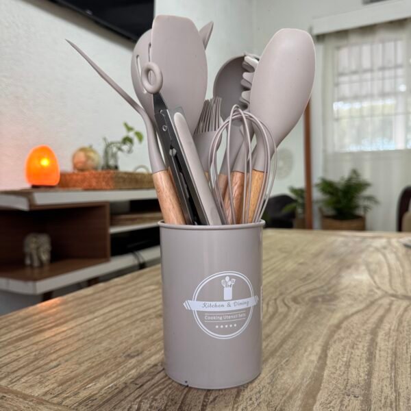 Set de menage 12 piezas