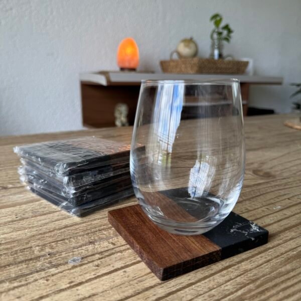 Posa vasos mármol y madera