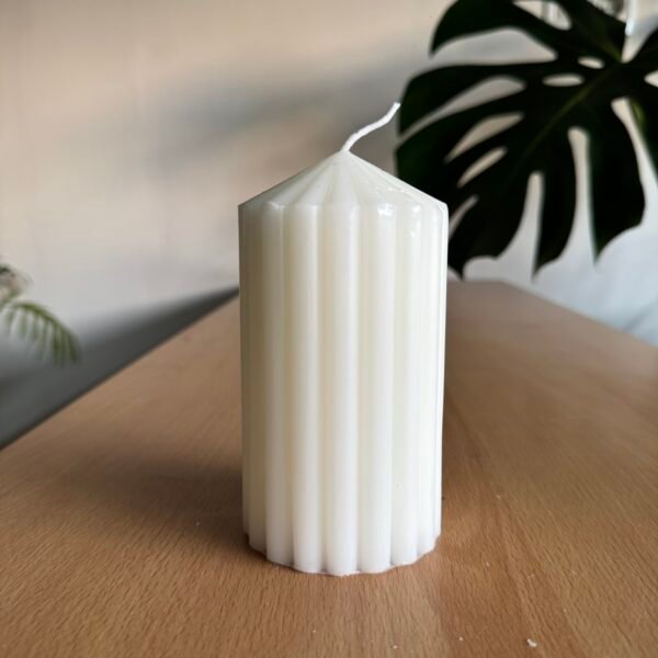 Vela de cera acanalada