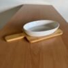 Copetinero tabla de bambú con fuente de ceramica