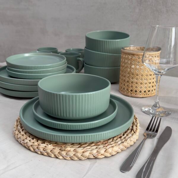 Juego de vajilla de ceramica venecia verde 16 piezas